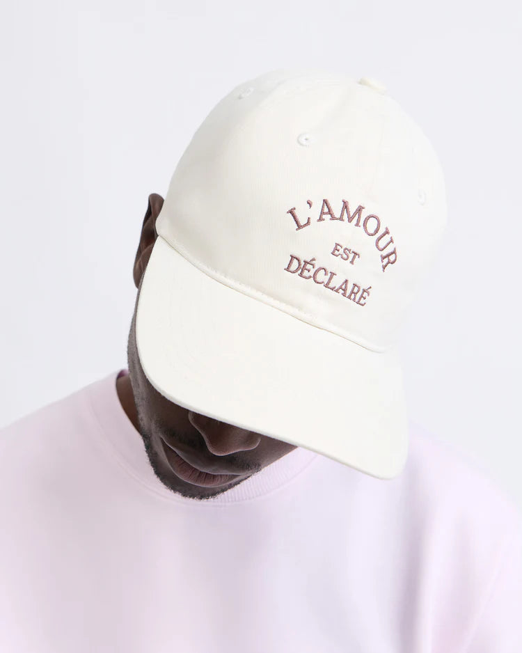 Embroidered cap "Lamour est déclaré" Cream & chocolate
