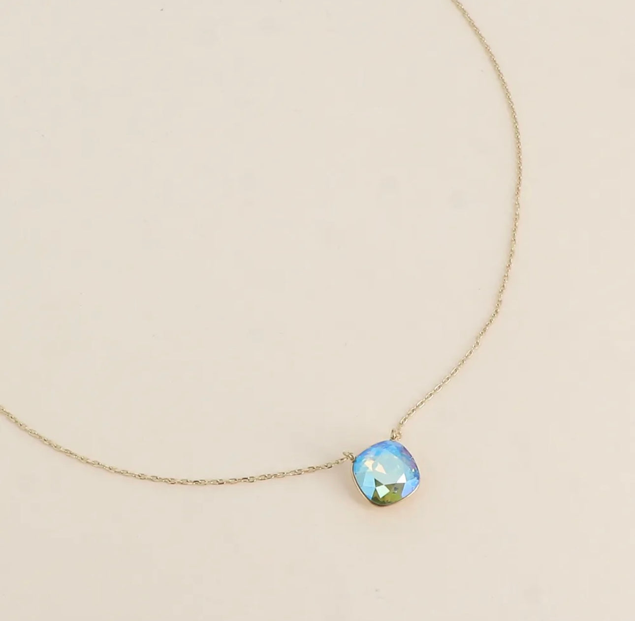 Bea Necklace Crystal Swarovski