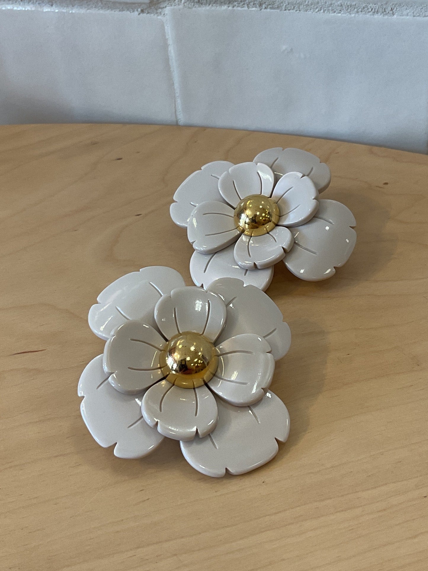 Flora double clip-on nude & gold Earrings - Francine Bramli