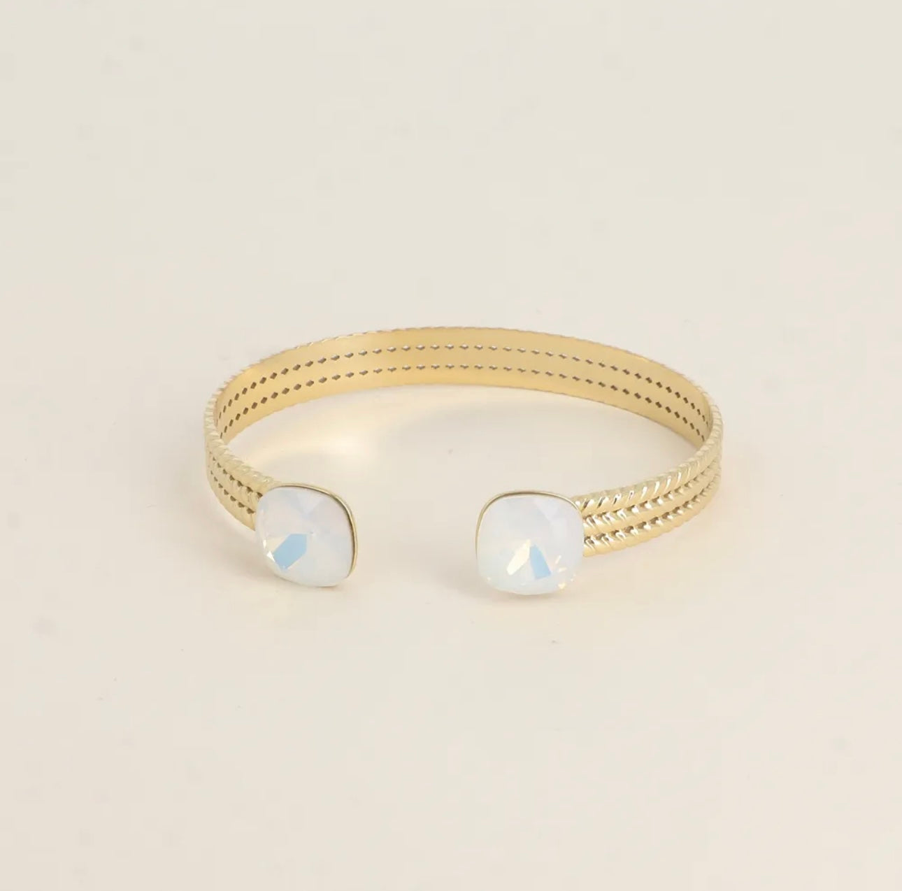 Phoebe Bracelet Gold