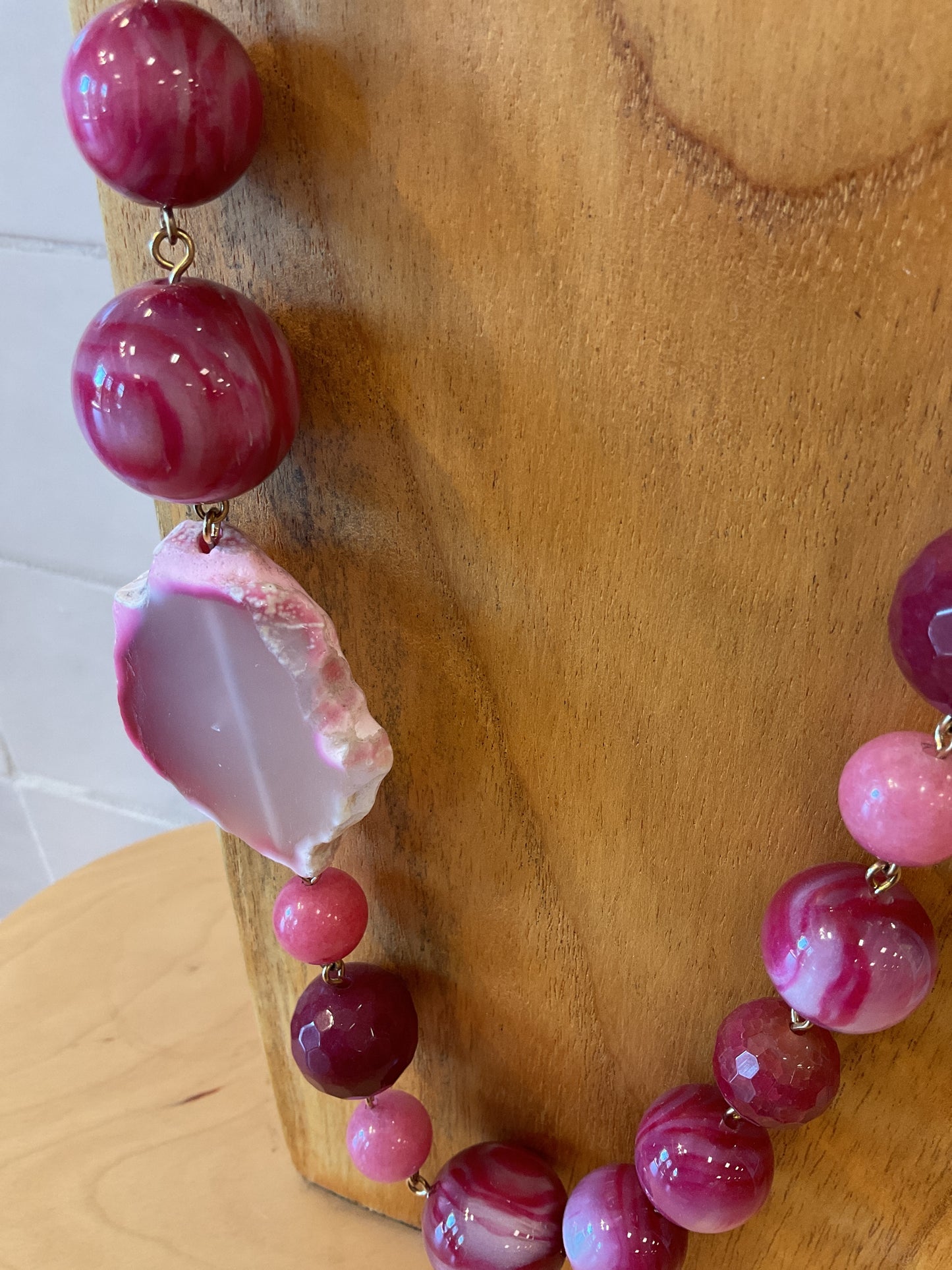 Agate Long Pink & Majorica Pearl Necklace - Francine Bramli