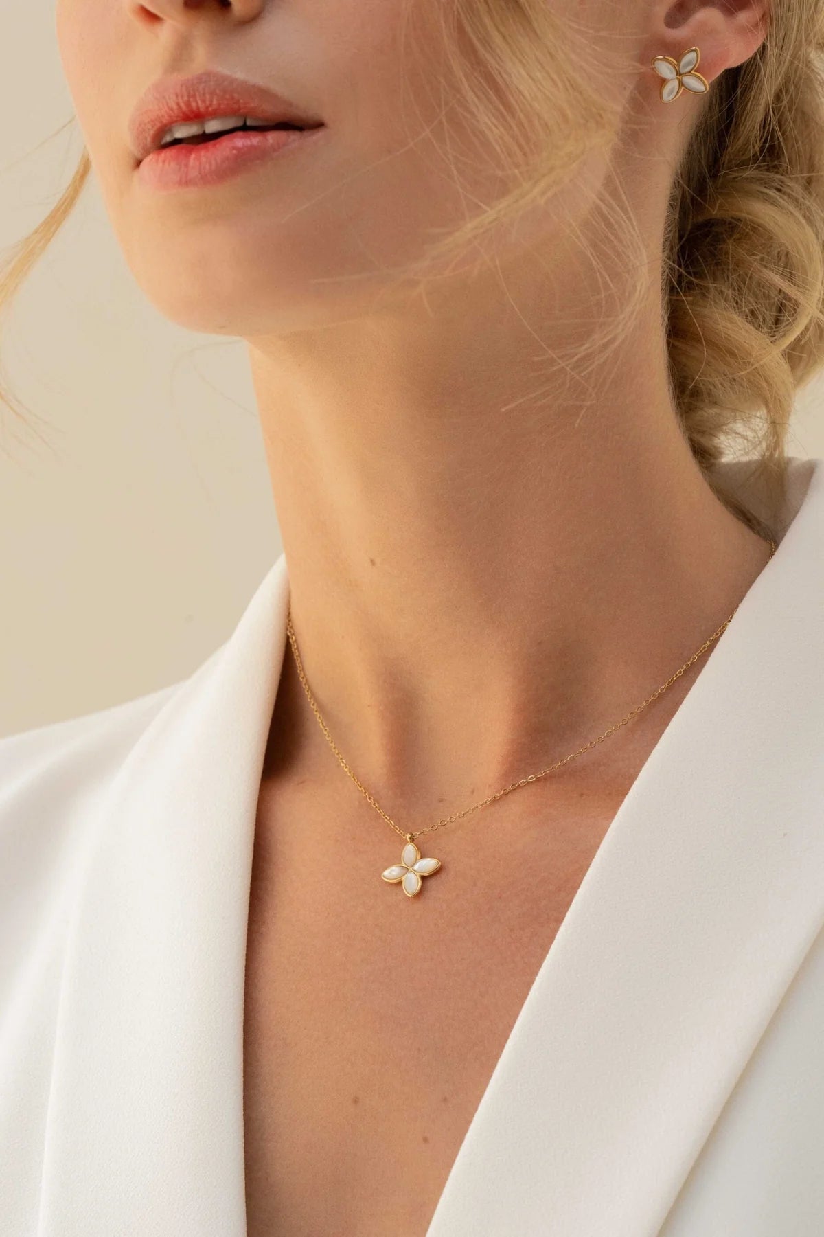 Gwendoline Necklace Gold