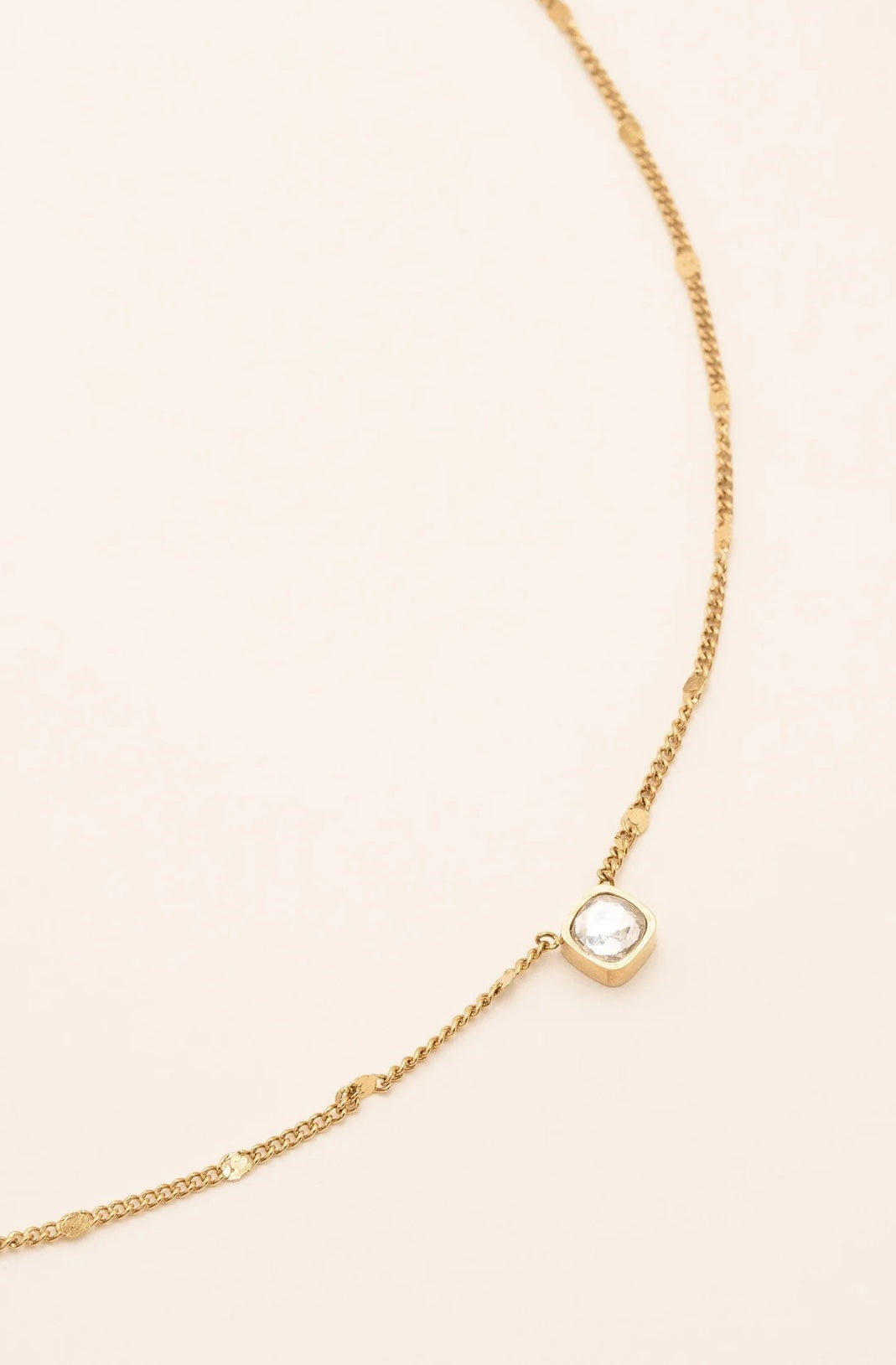 Amael Necklace Gold