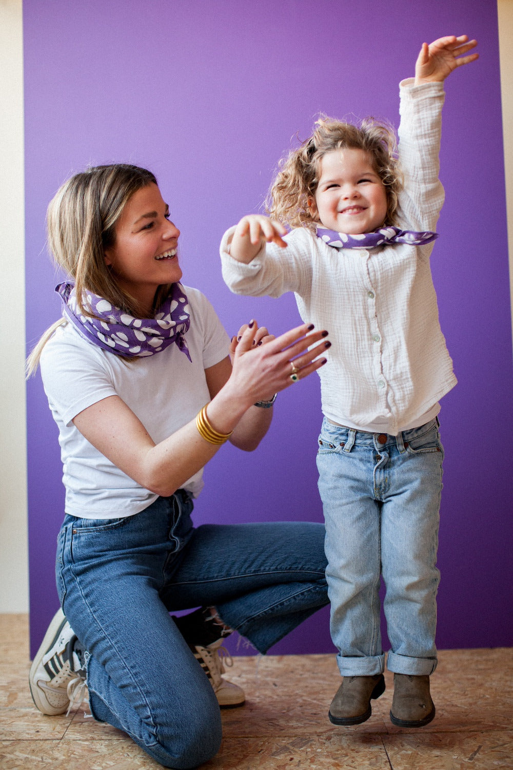 Big Scarf Latika- Artistic Purple