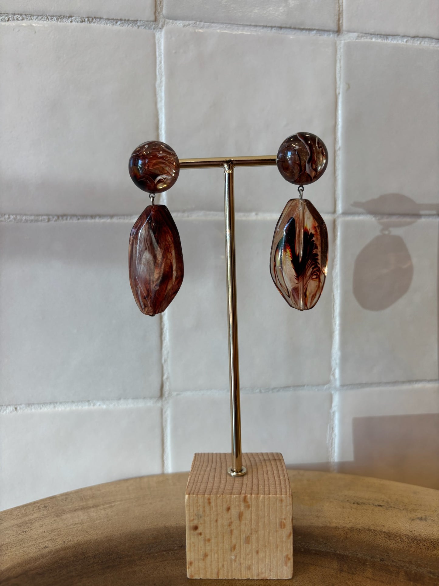Seychelles earrings transparent marble Brown