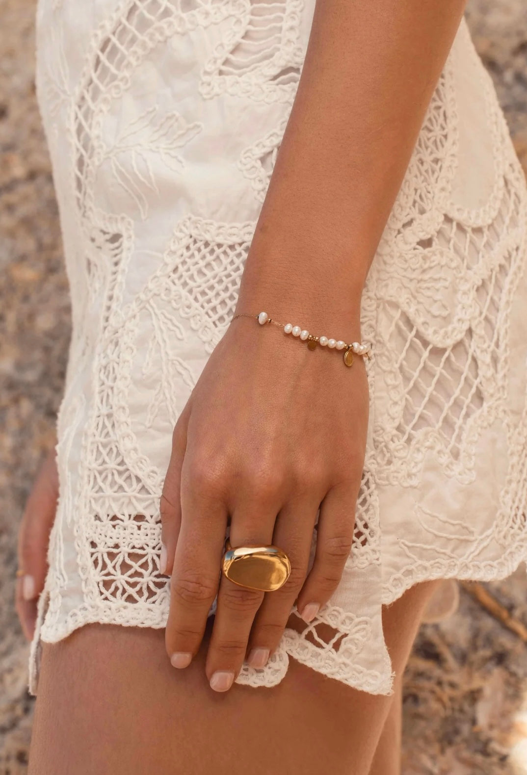 Daniela Bracelet Gold Mother-of-Pearl