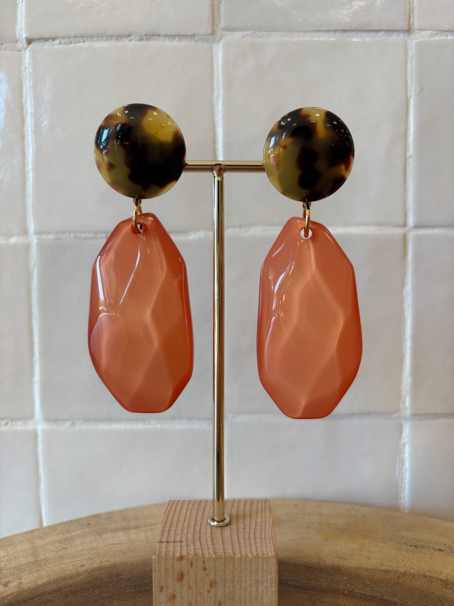 Juicy Clip Earrings Turtoise Orange Mandarine