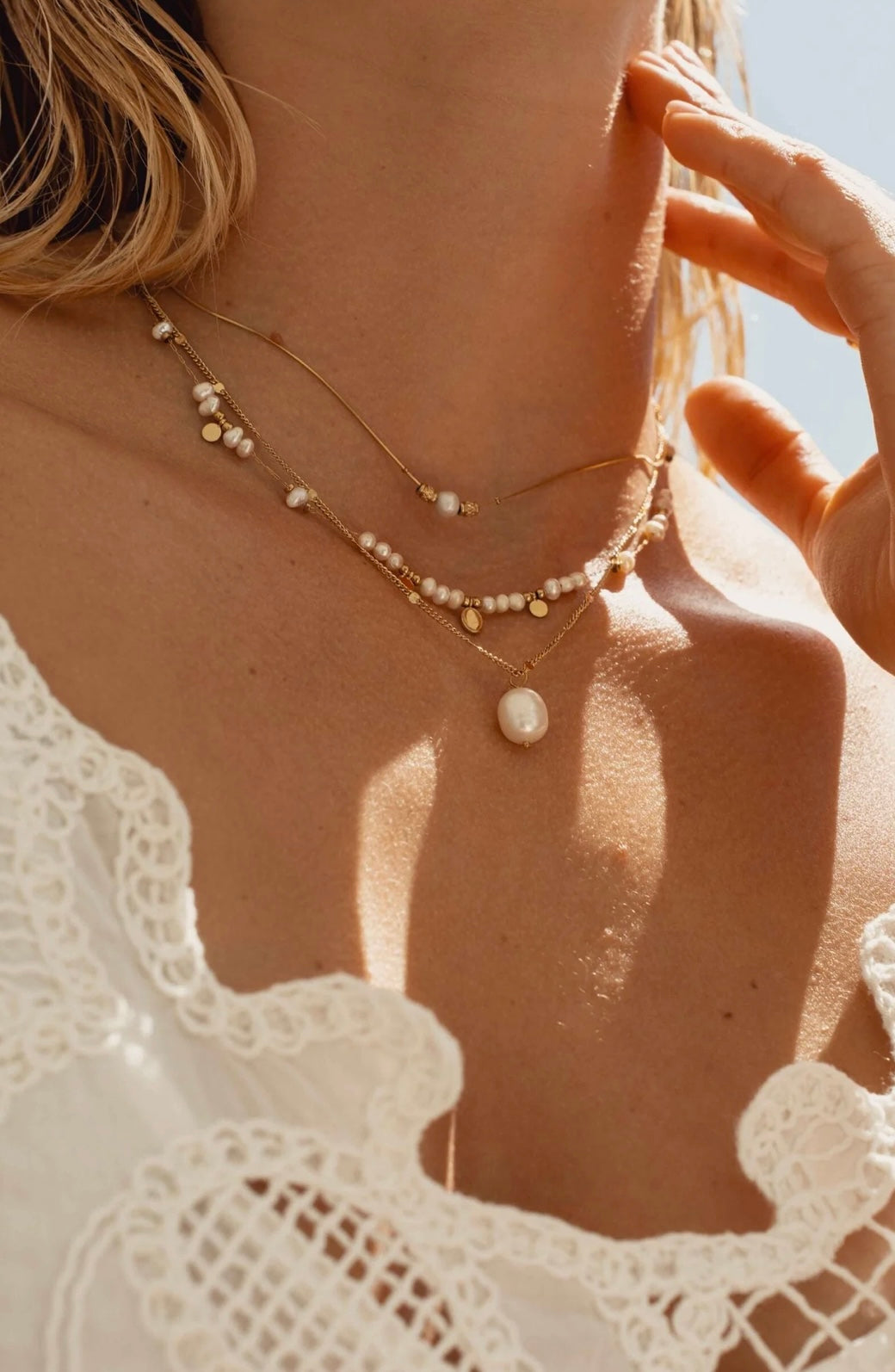 Elane Necklace Gold
