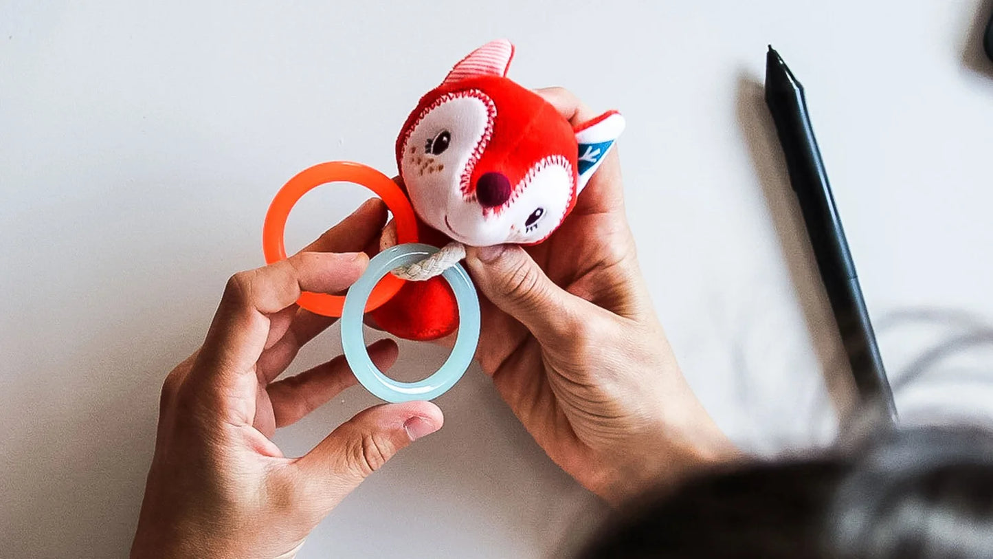 Alice the Fox Mini Hochet - Lilliputiens