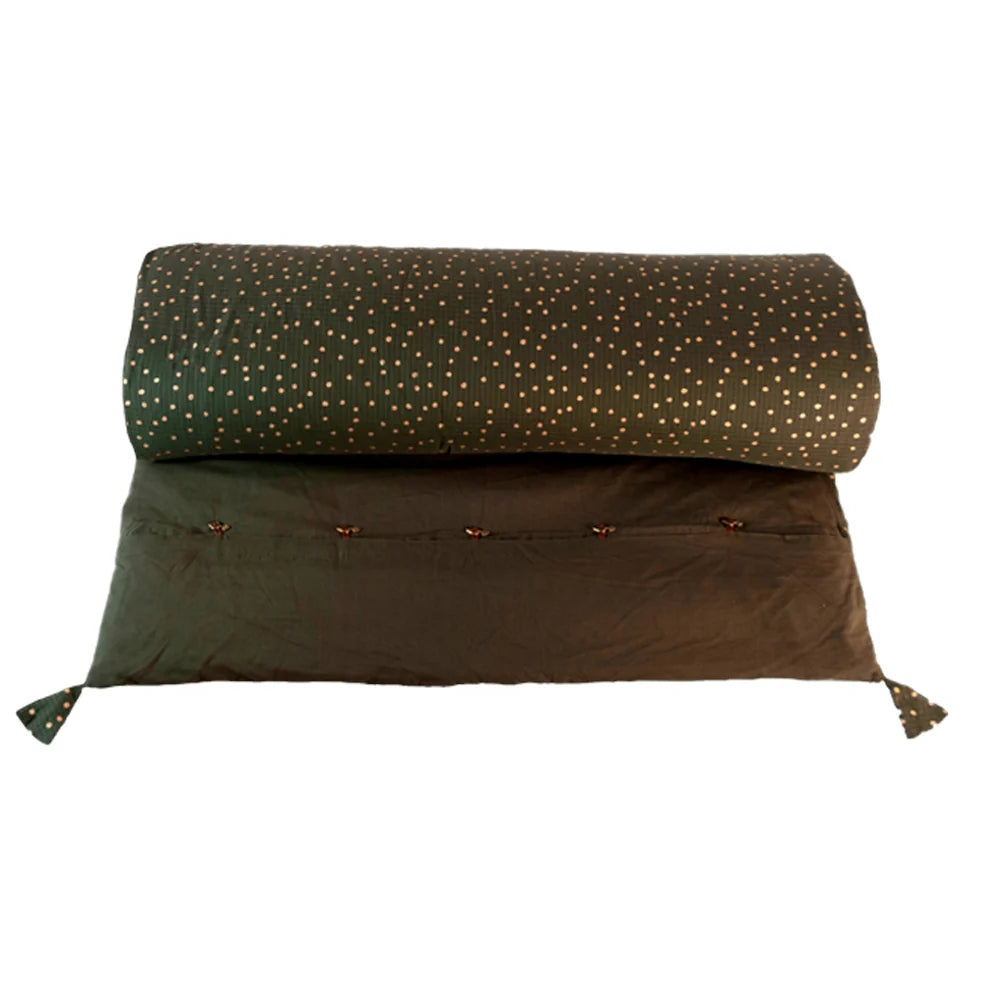 Dots Old Gold Quilt In for Bed - Boncoeurs