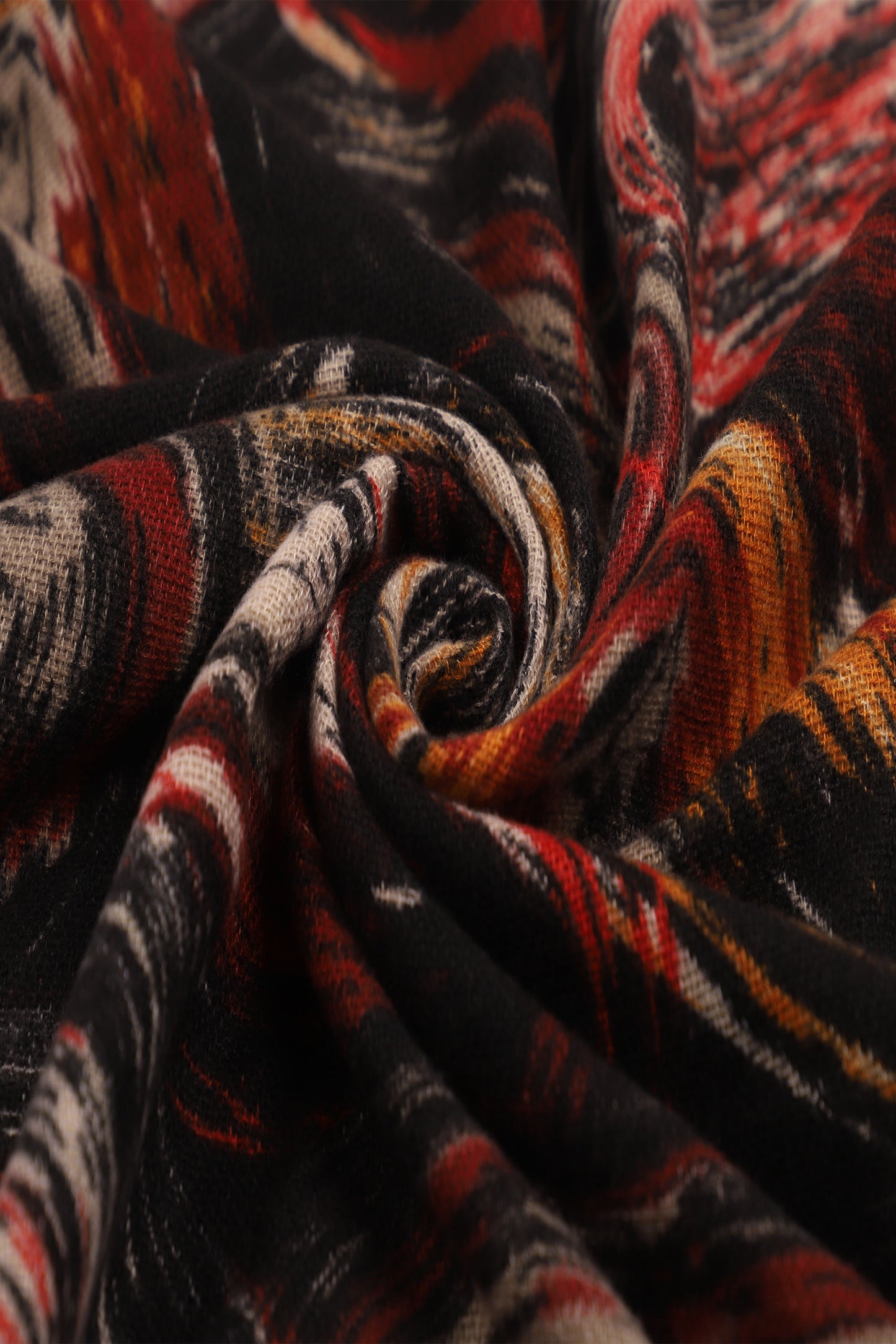 Scarf Black/Beige/Red/Orange