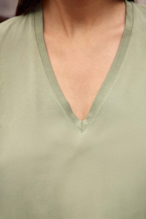 Marcelina T-Shirt V Green