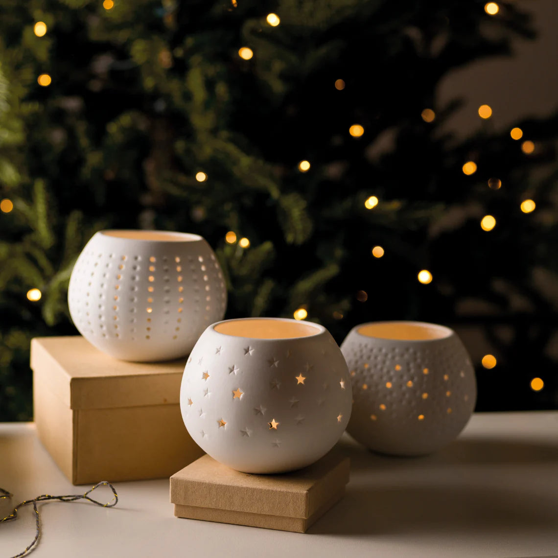 Porcelain Tealight Cup dots - R92320