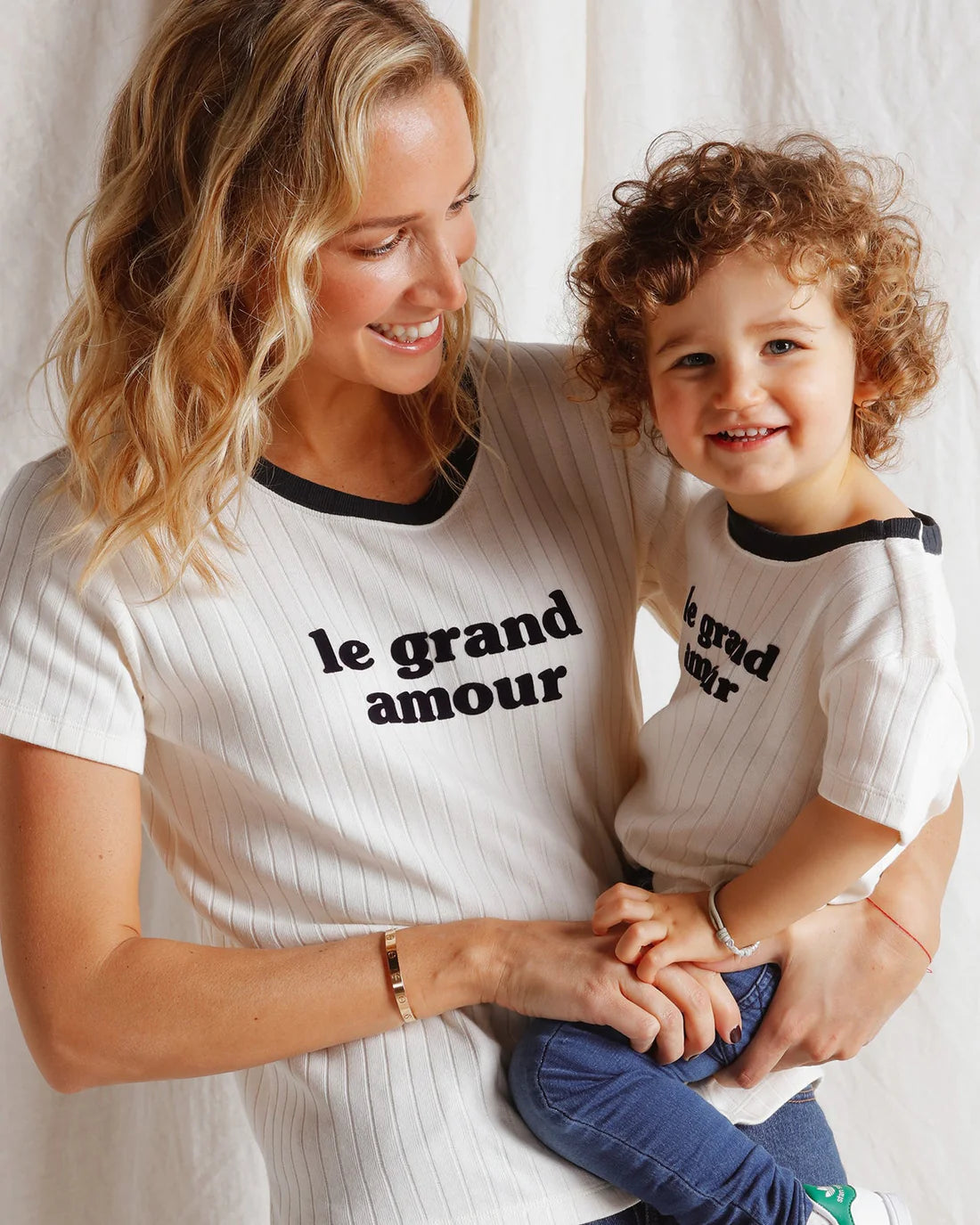 Jeanne Tee-Shirt “Le Grand Amour” Cream & Navy