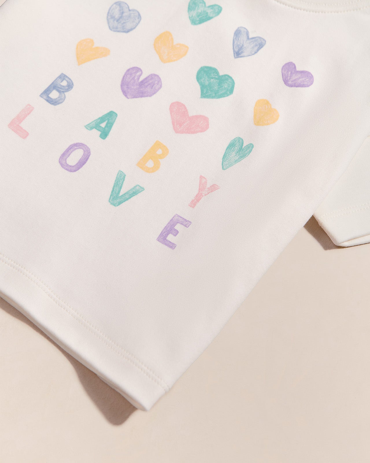 Juliette Tee-Shirt “Baby Love” Cream & Multicolore Hearts