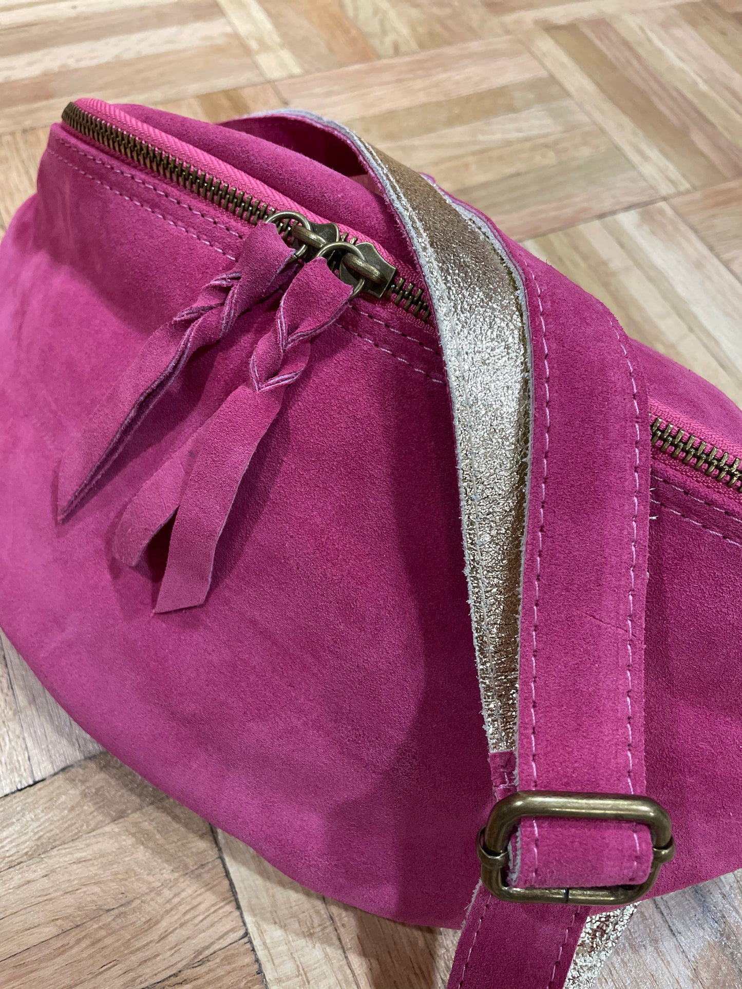 Milan Bumbag Fuchsia Pink