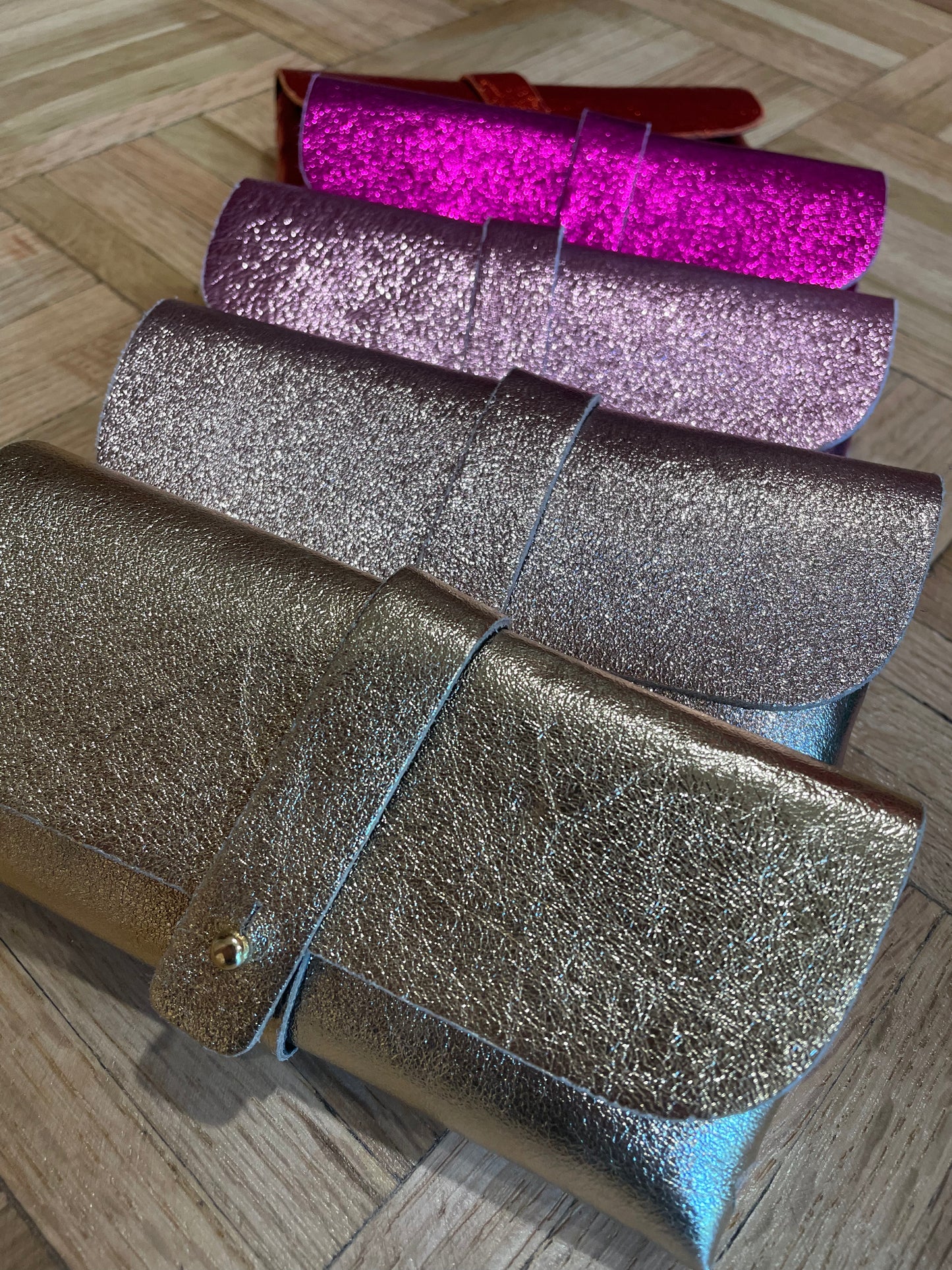 Pretty Iridescent Leather Glasses Case