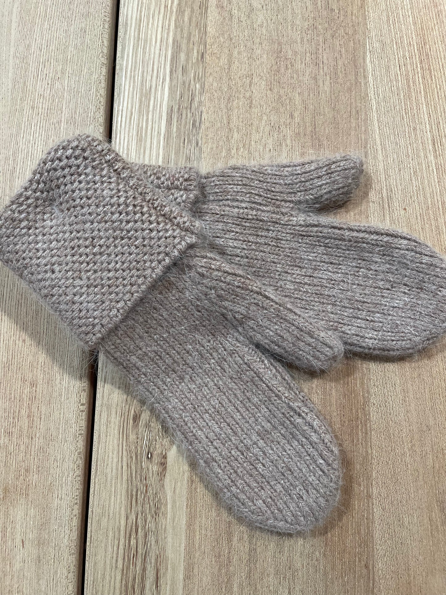 Gloves Knit Angora Taupe