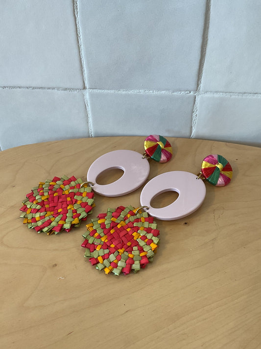 Evane Earrings Pink