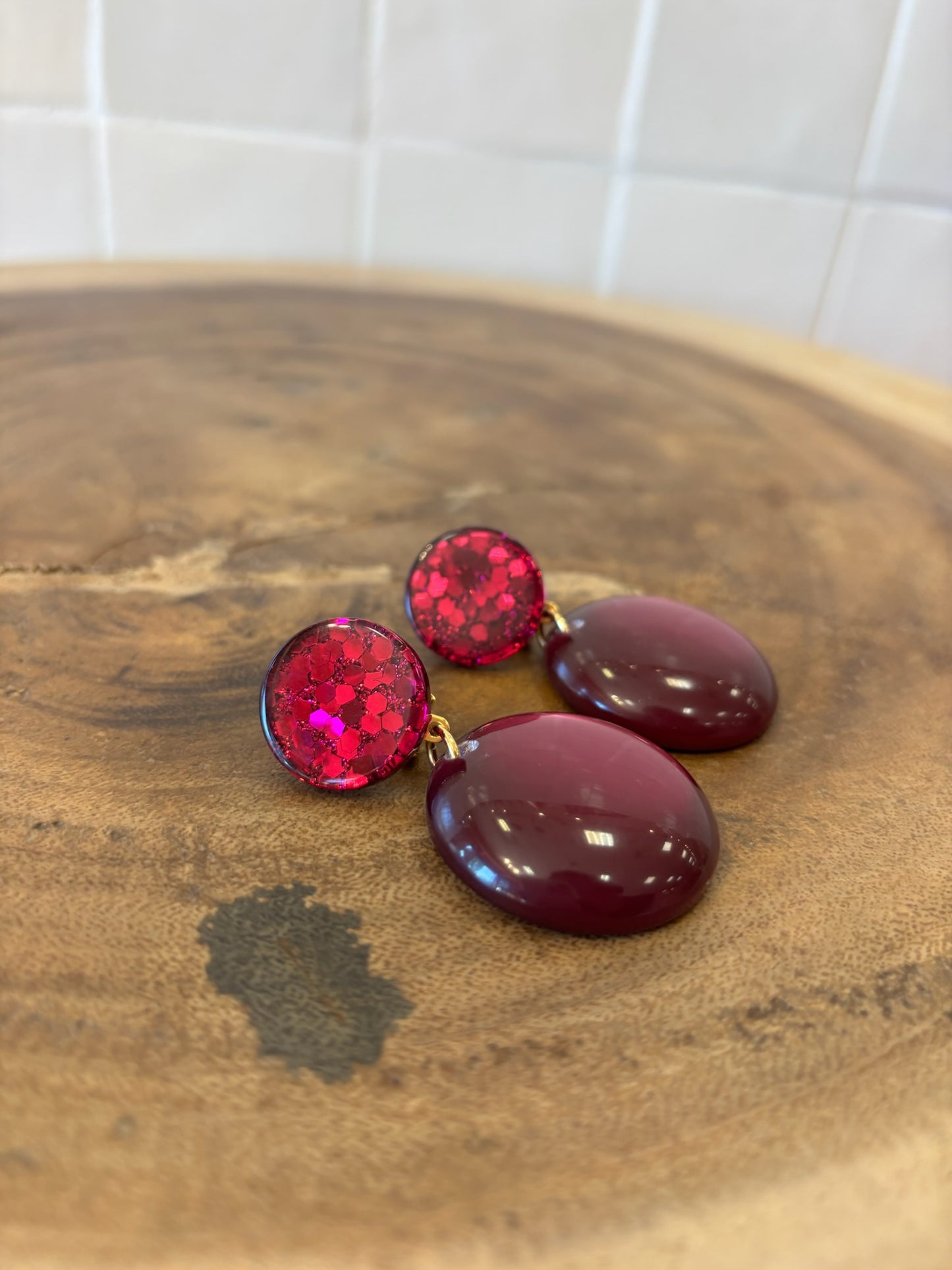 Gloria S earrings burgundy glitter purple