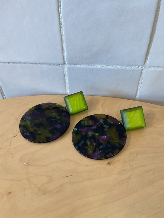 Eclair earrings acetate green & purple