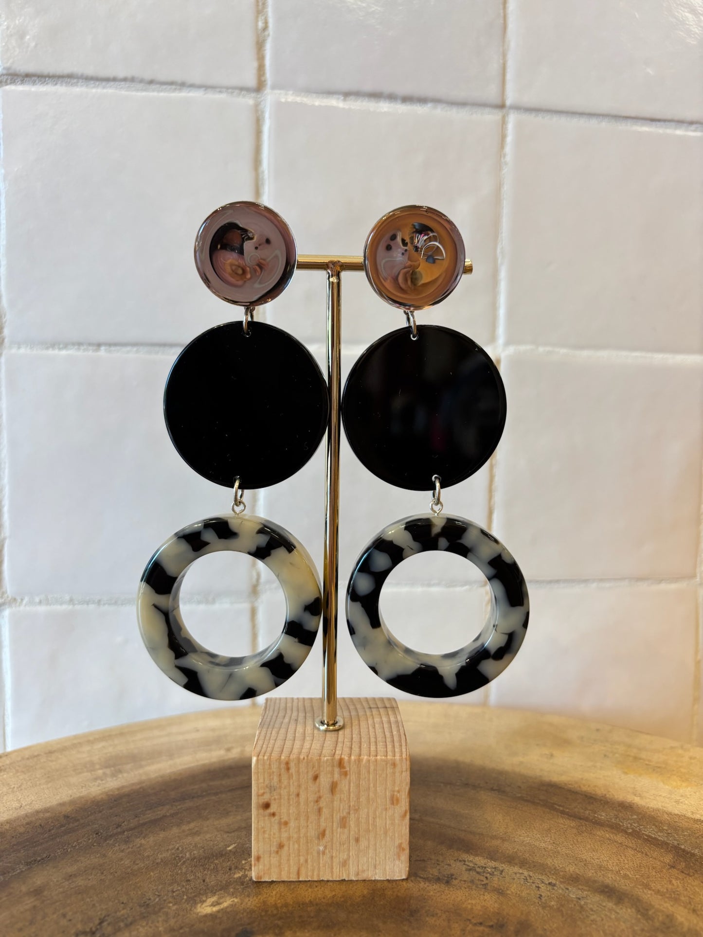 Mirror Tokyo Earrings Acetate White & Black