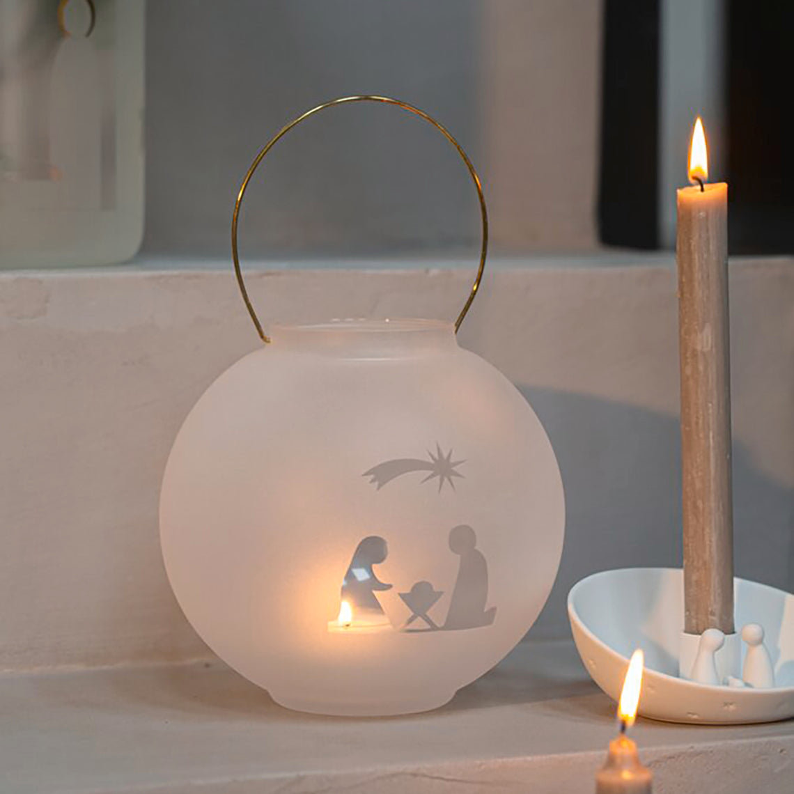 Frosted Glass Lantern nativity