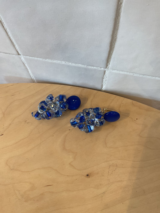 Grappe S Blue glass clip-on Earrings - Francine Bramli