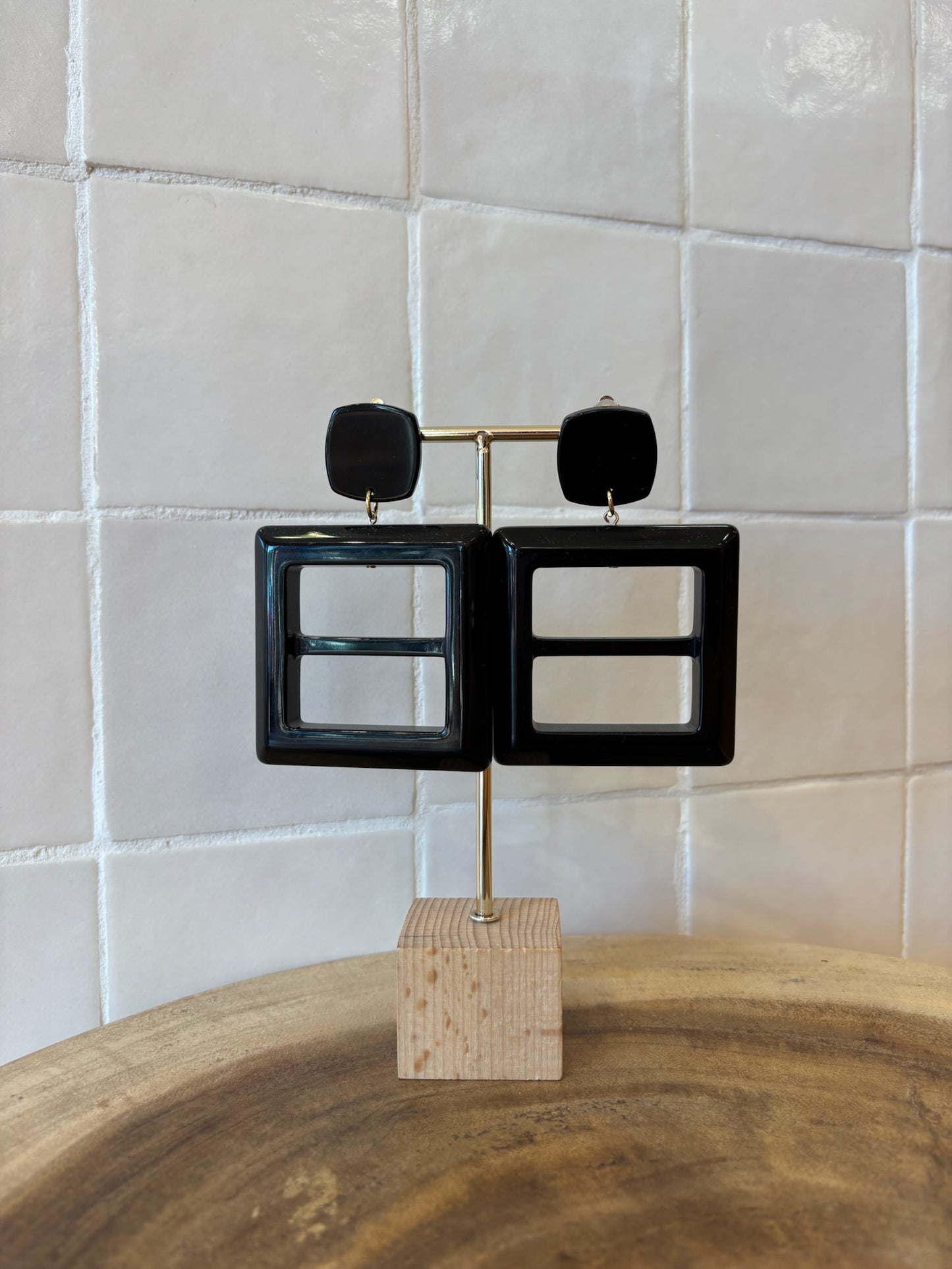 Bea Earrings Black
