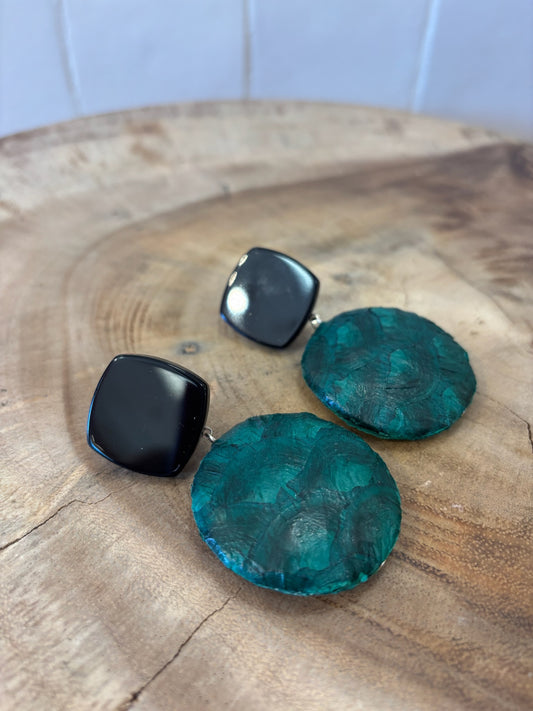 Basilic earrings leather green & black