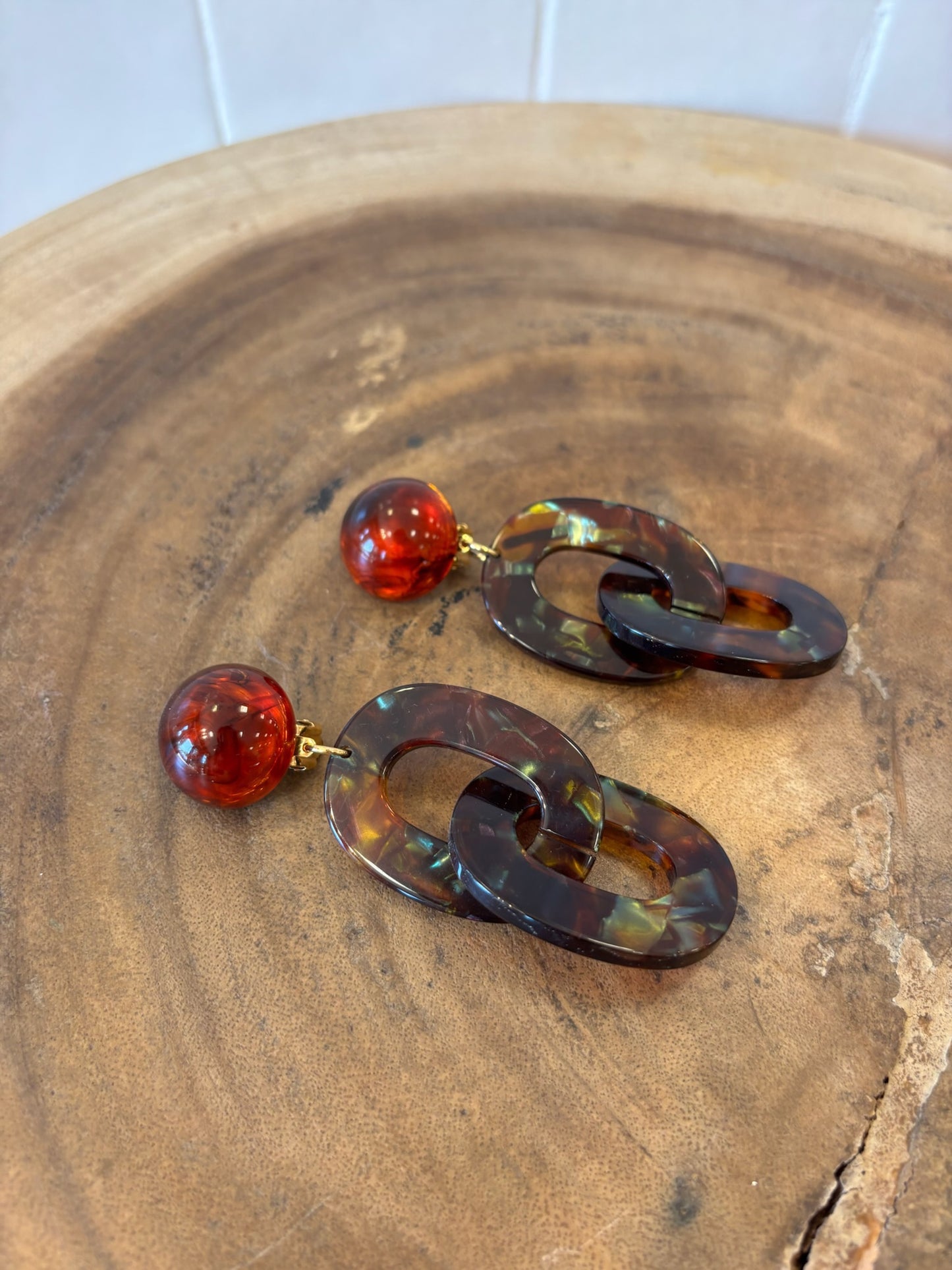 Auburn maille earrings acetate brown & green