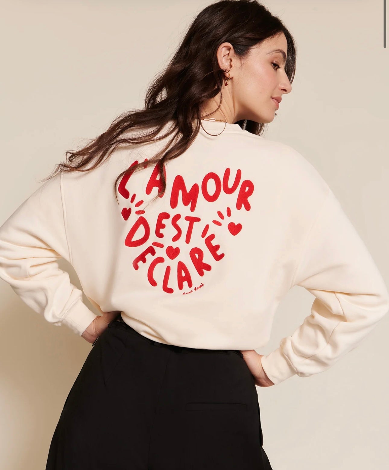Sweat Lady D Cream” L’Amour est déclaré ” Embroidered Red