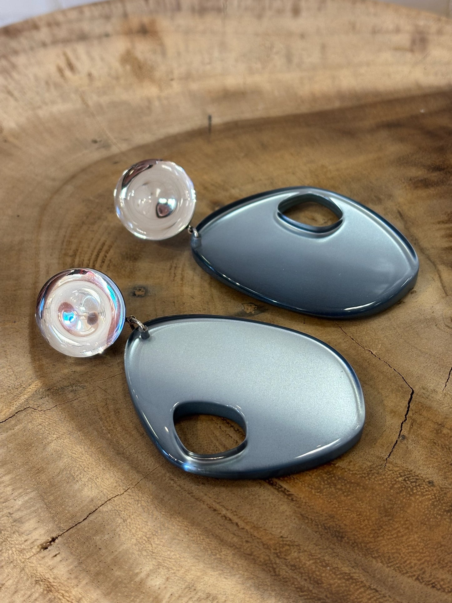 Fabulous Pierced Earrings Mirror & Blue