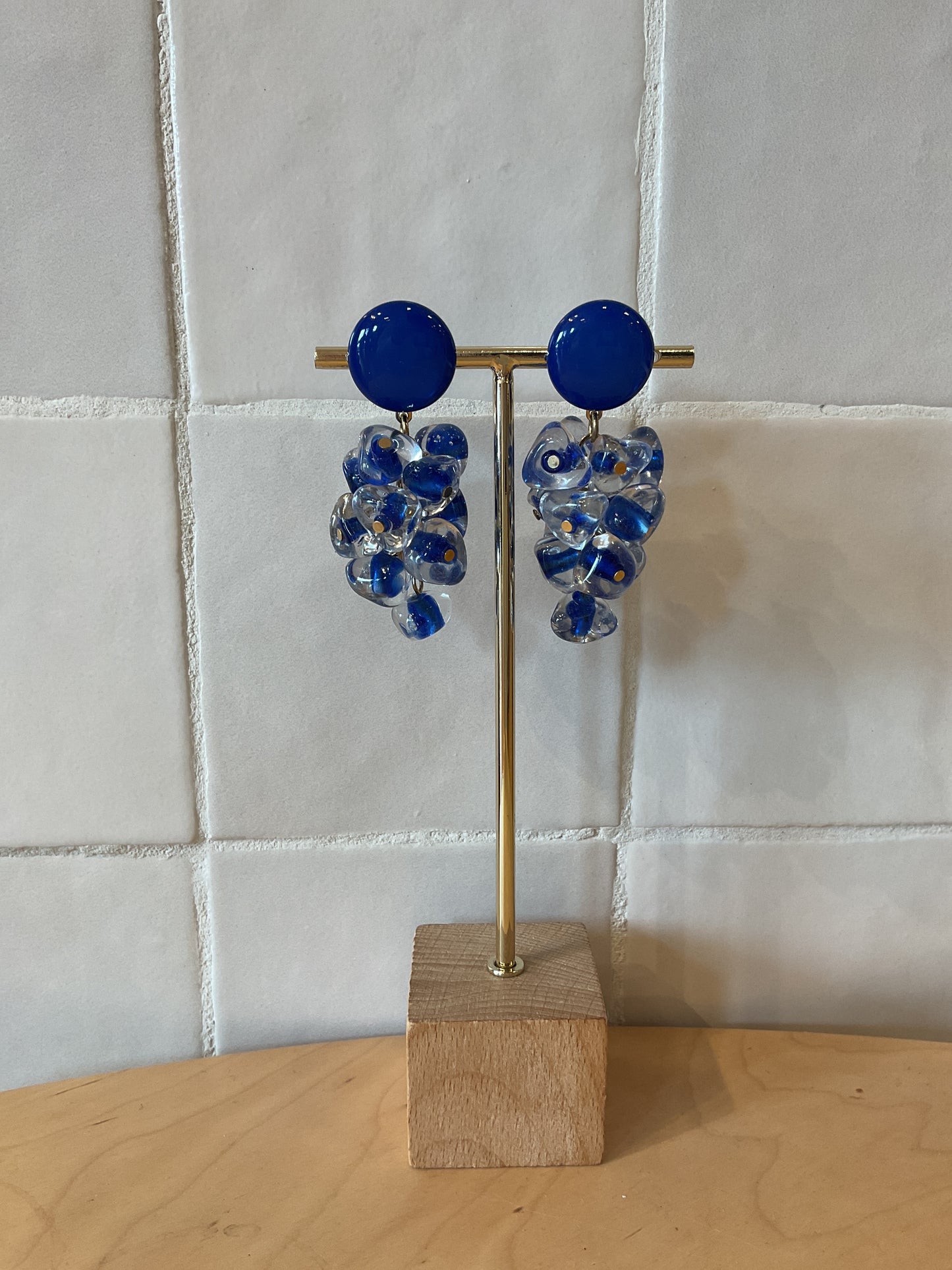 Grappe S Blue glass clip-on Earrings - Francine Bramli