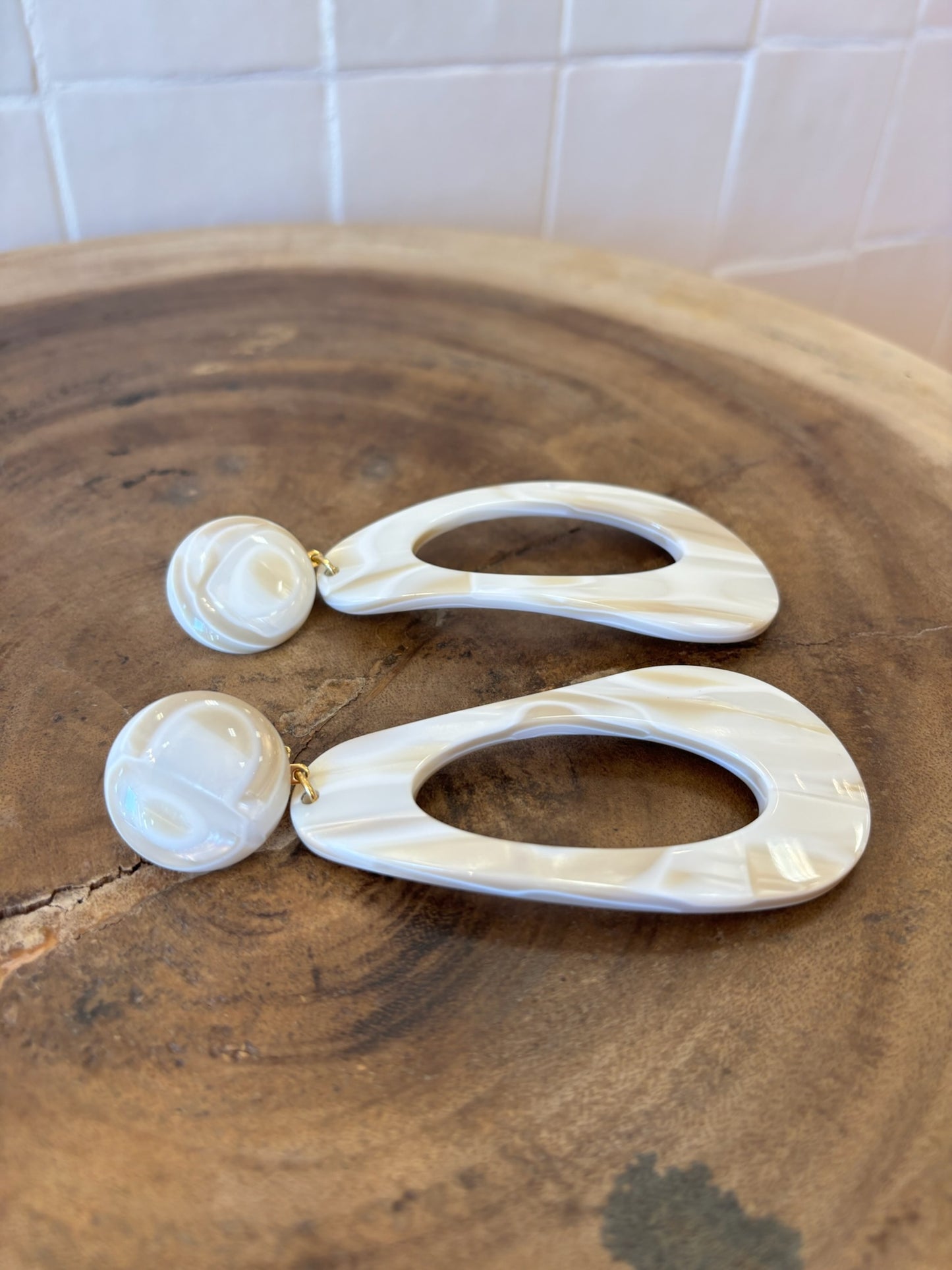 Mathilda Clip Earrings Alba Tortoise Cream