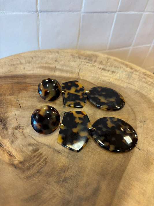 Josy Long Earrings Brown