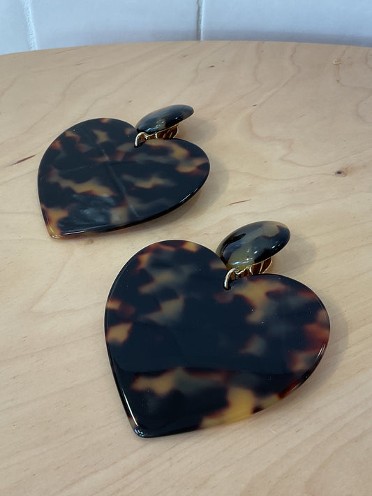 Heart Amour Brown Ecaille Earrings