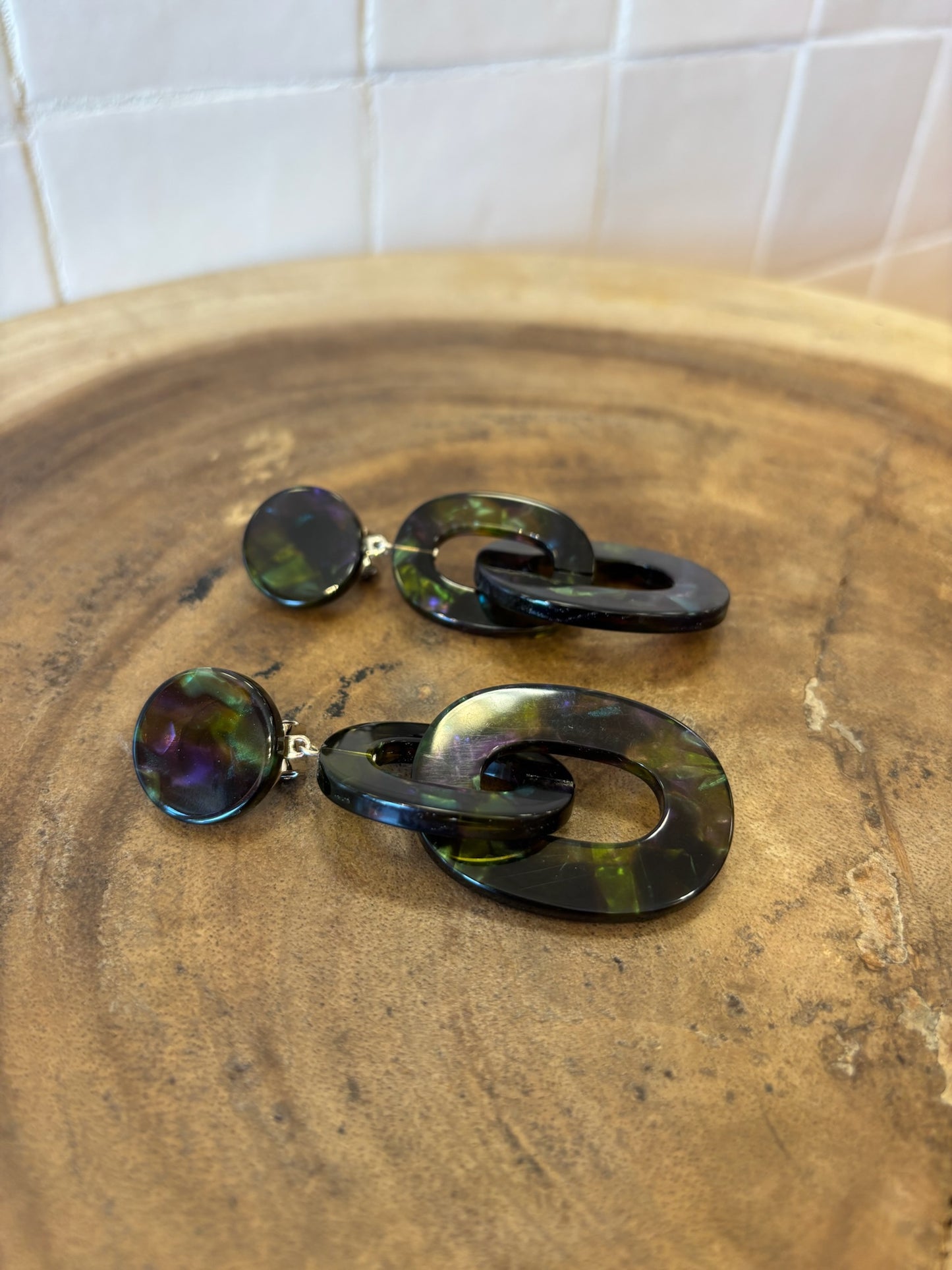 Victoria earrings acetate green & purple