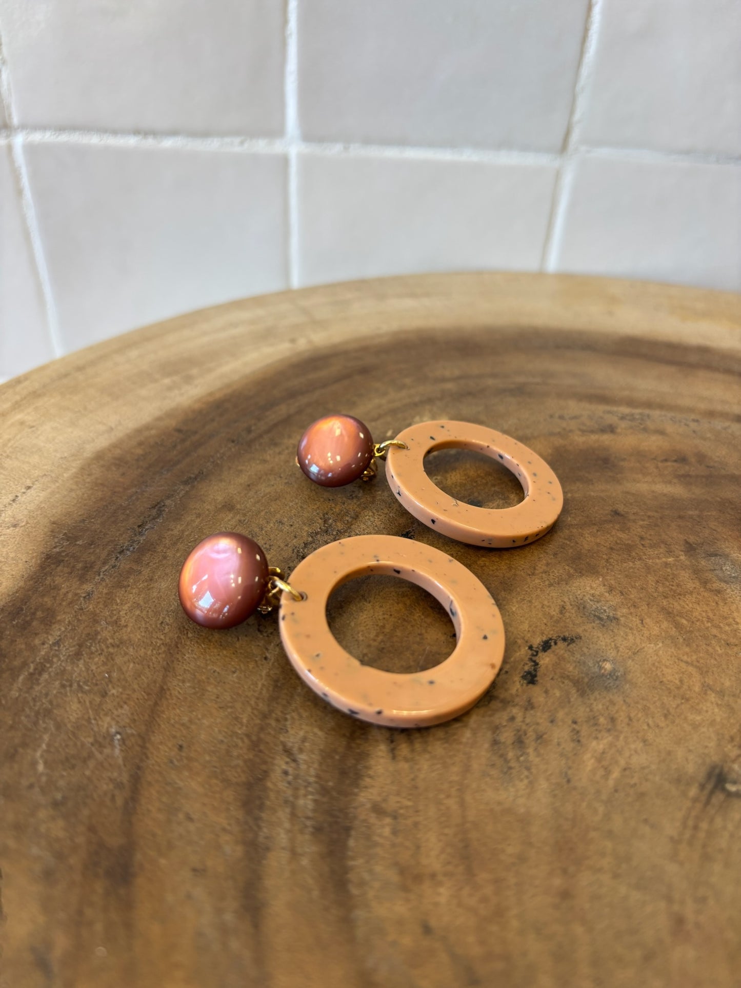 Round Earrings Old Pink - Francine Bramli