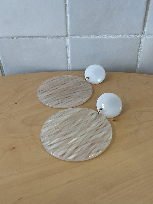 Elyse Earrings white