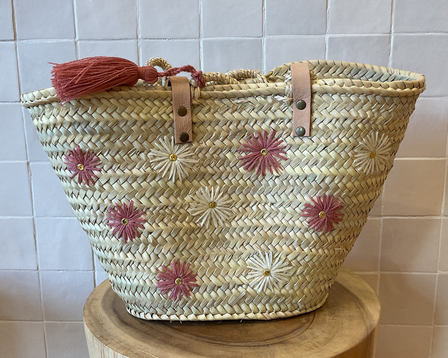 Moroccan Basket Multi Flowers O Pink & White