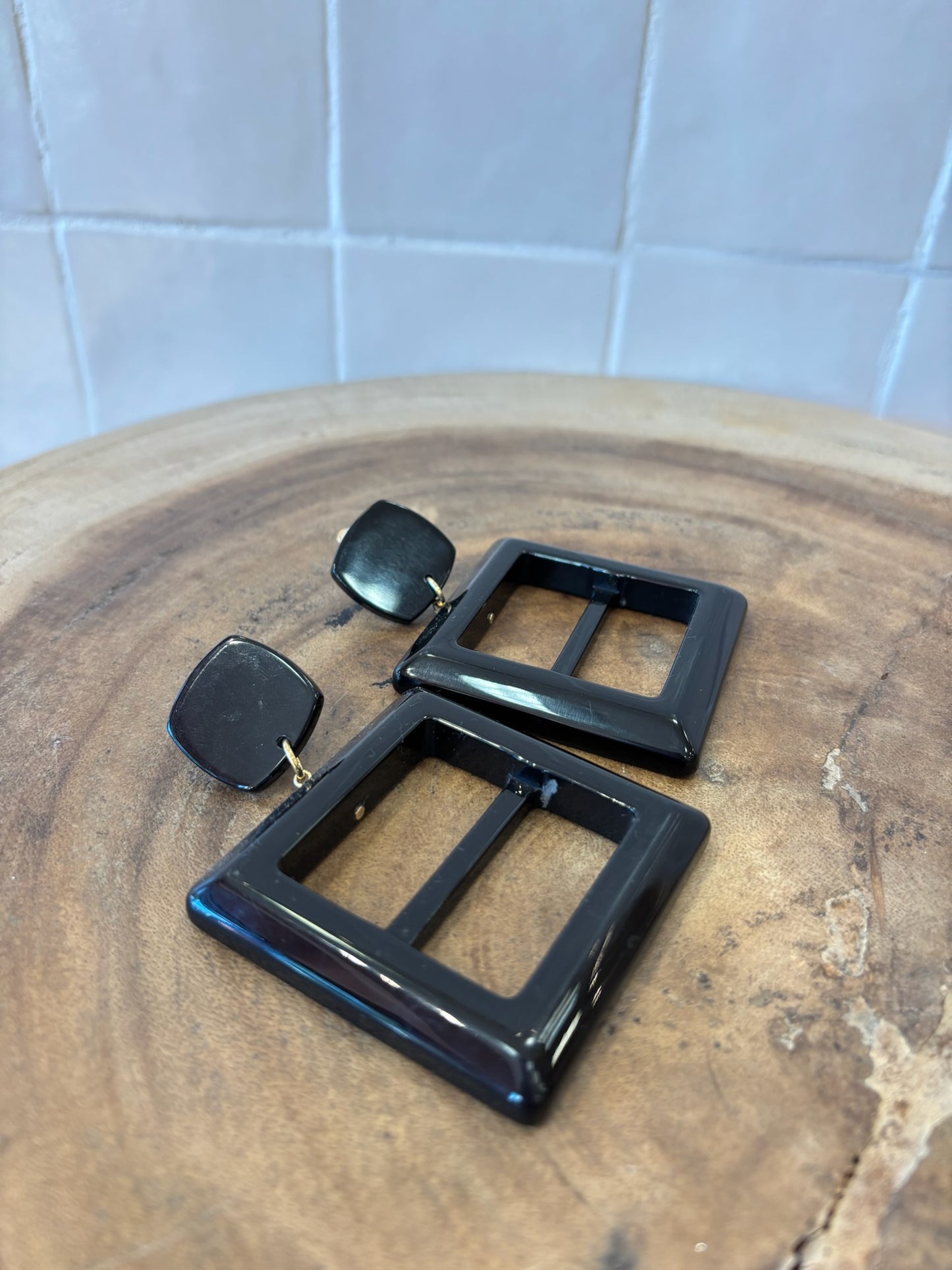 Bea Earrings Black