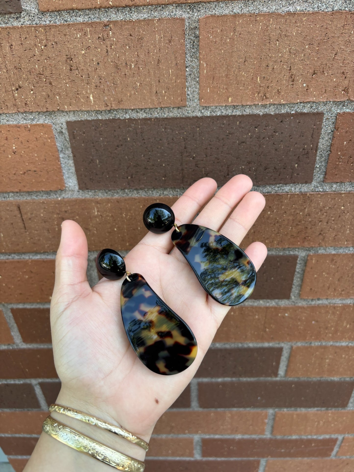 Turtouse Pierced Earrings Turtoise Acetate Brown