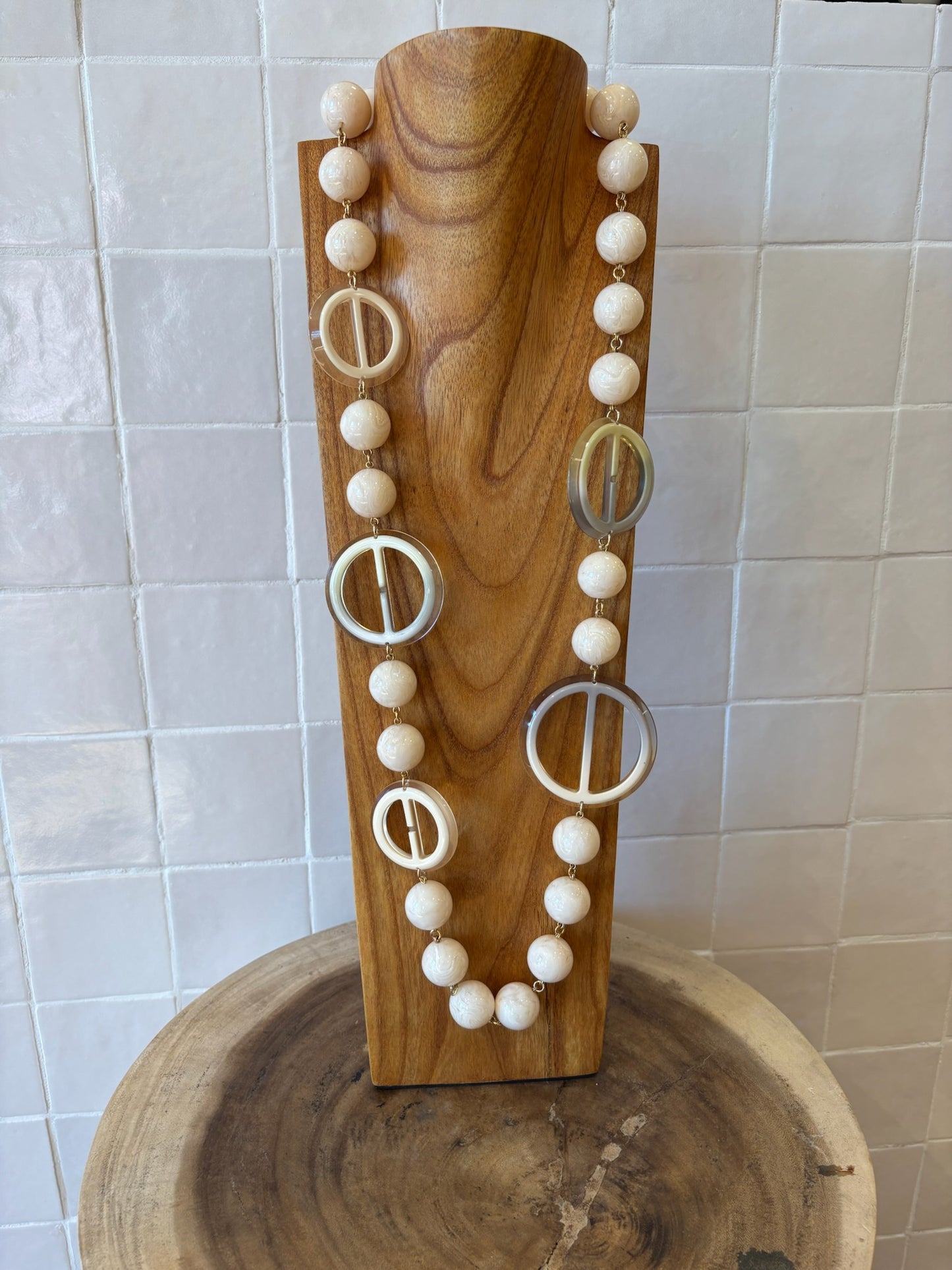 Retro Long Necklace Beige & Grey - Francine Bramli