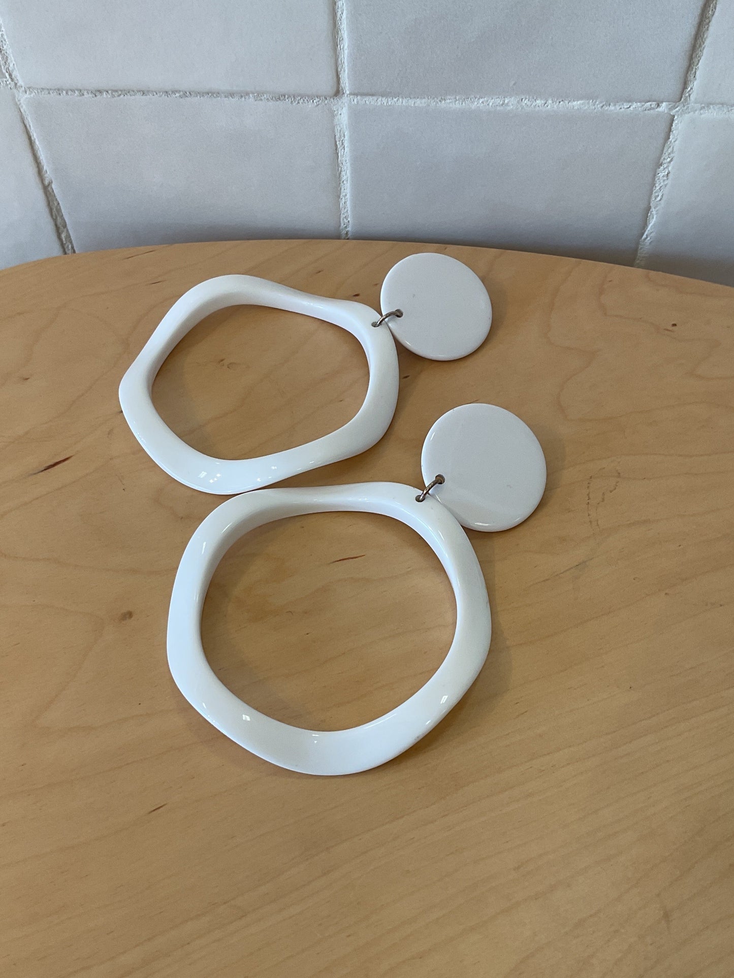 Coline Earrings white