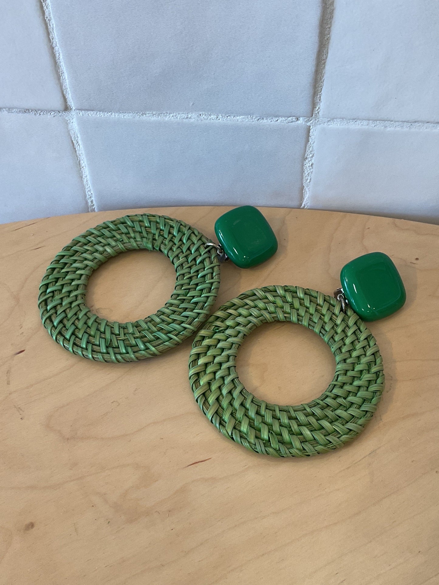 Donuts Rafia Clip Earrings Green