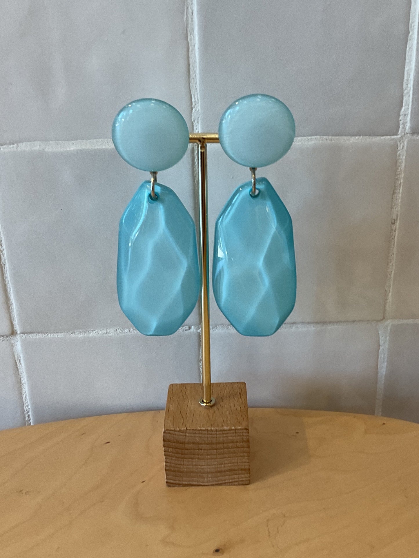 Juicy Clip Earrings Turquoise Blue