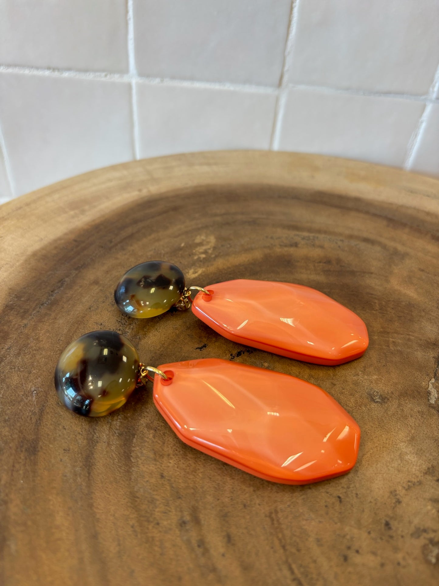 Juicy Clip Earrings Turtoise Orange Mandarine