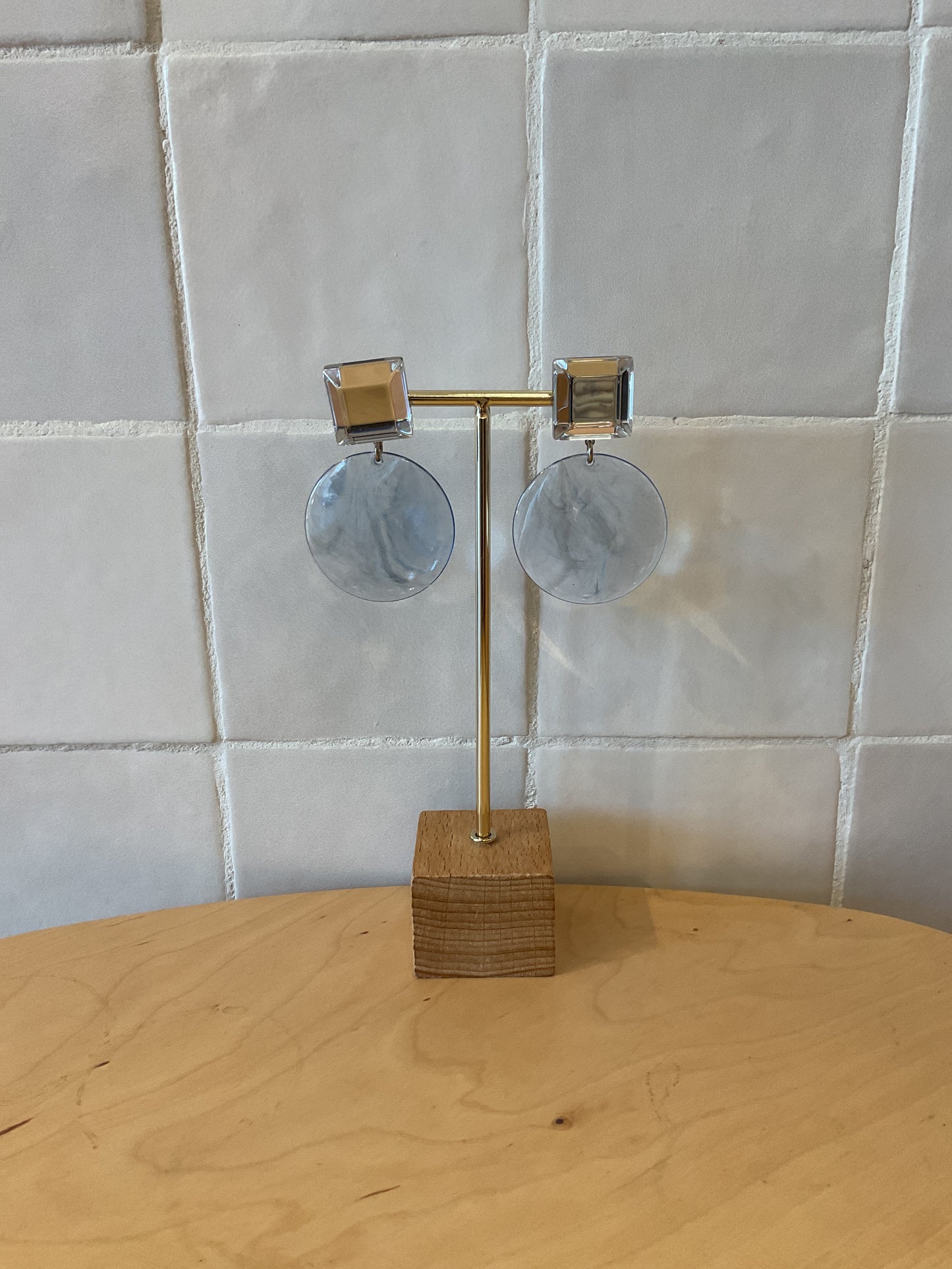Cloe earrings light transparent blue & mirror