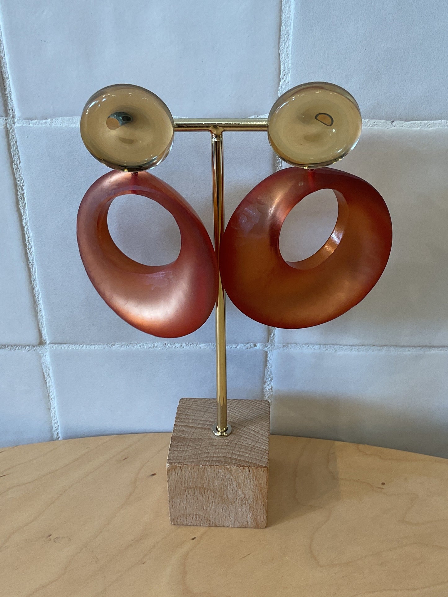 Lambi earrings orange & mirror